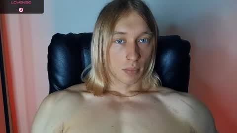 Adonis online show from 05-11-26, 10:32