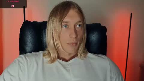 Adonis online show from 06-11-26, 09:29