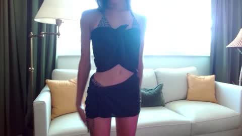 Snapshot of l_and_elle chatting on 09-08-25, 03:33 Giselle online show from 09-08-25, 03:33