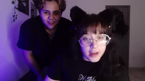 Snapshot of l_uknow chatting on 03-19-26, 12:47 Alex online show from 03-19-26, 12:47