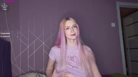 Evie online show from 07-02-26, 04:24
