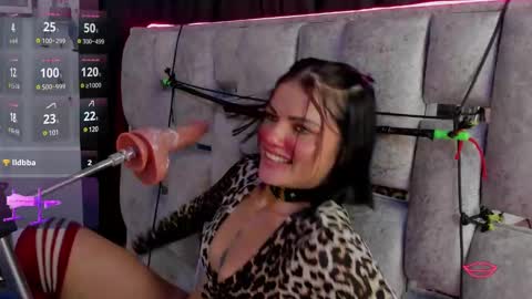 Snapshot of la_mazona chatting on 01-20-25, 08:50 AMAZONA online show from 01-20-25, 08:50