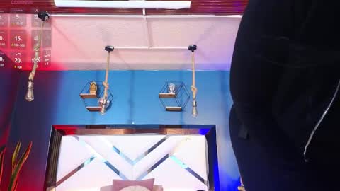 Cris  online show from 11-17-25, 11:16