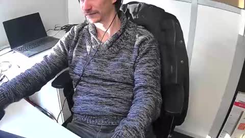 Snapshot of labelette007 chatting on 01-09-25, 09:16 labelette007 online show from 01-09-25, 09:16