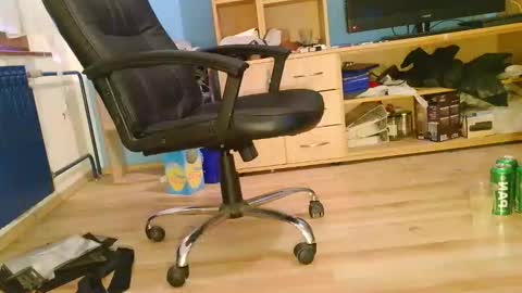 Snapshot of labondage chatting on 03-21-26, 12:43 labondage online show from 03-21-26, 12:43