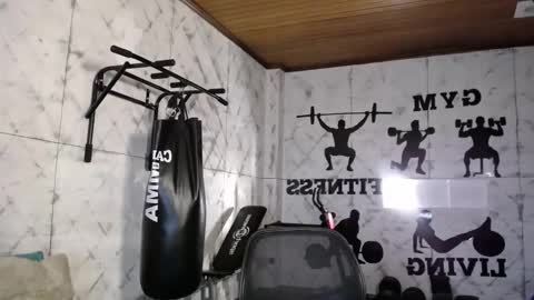 labrinthteasing online show from 02-20-26, 01:11