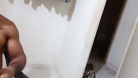 Snapshot of lacasadelosmunecosbq chatting on 02-09-26, 05:33 Bruno Smith online show from 02-09-26, 05:33