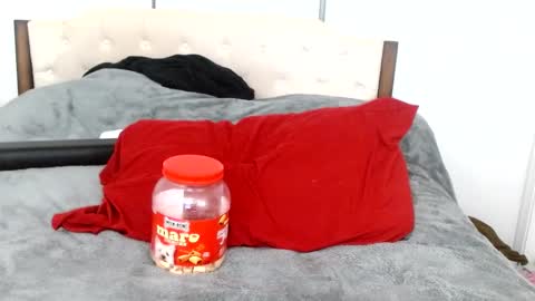 Lacey Phoenix online show from 02-14-25, 05:41