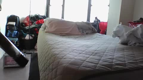 Snapshot of lachickadelbronx chatting on 01-03-25, 07:29 lachickadelbronx online show from 01-03-25, 07:29