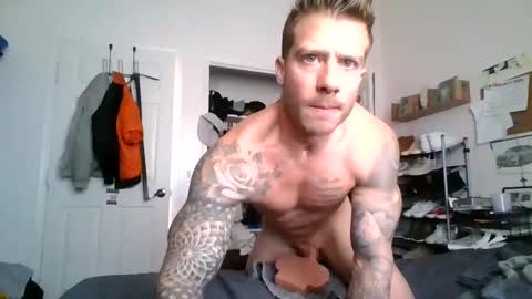 lacrioxcum18 online show from 02-25-25, 05:47