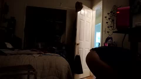 lacybell online show from 11-12-25, 03:07