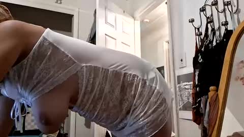 lacybell online show from 04-14-26, 05:13