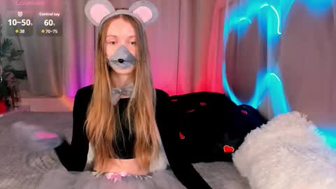 Lada online show from 03-26-26, 05:35