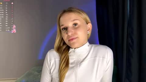 Sofia online show from 09-13-25, 03:23