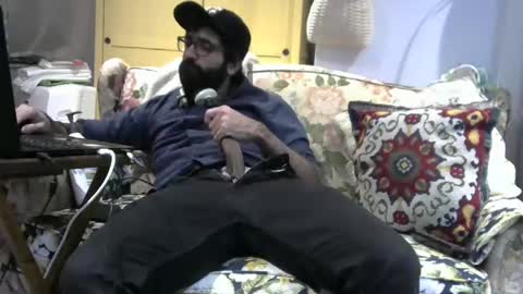 Ali online show from 12-31-24, 02:19