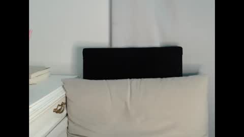 lady____a online show from 02-19-25, 03:39