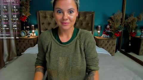 Snapshot of lady_alibi chatting on 12-09-24, 07:29 AliCooper online show from 12-09-24, 07:29