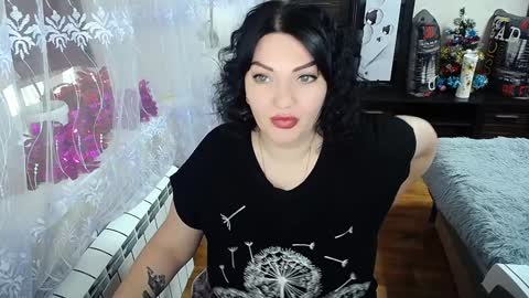 lady_boom_ online show from 01-17-25, 09:06