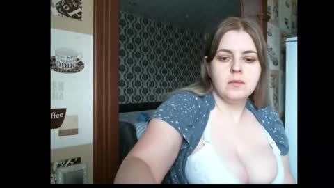 lady cute cat29 online show from 03-18-26, 02:37