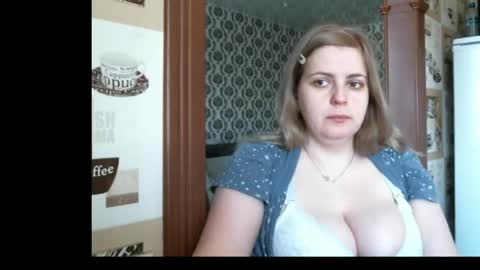 lady cute cat29 online show from 04-23-26, 02:13