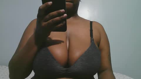 lady_dearra online show from 02-18-26, 02:40