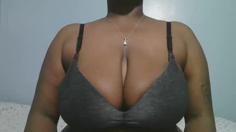 lady_dearra online show from 02-23-26, 03:04