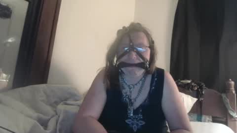 Delilah-Catherine online show from 01-05-25, 06:13