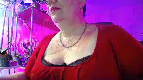 Lady Gloria online show from 01-31-25, 07:07