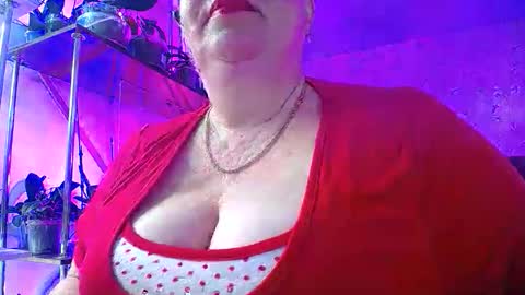 Snapshot of lady_gloria chatting on 01-10-26, 06:59 Lady Gloria online show from 01-10-26, 06:59