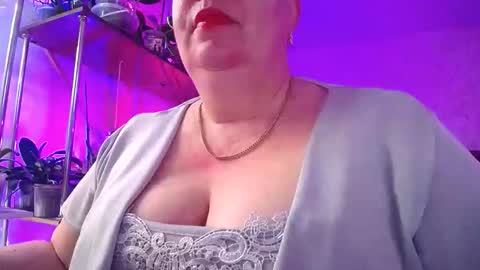 Snapshot of lady_gloria chatting on 02-23-26, 01:41 Lady Gloria online show from 02-23-26, 01:41