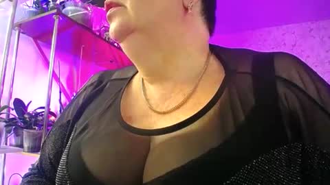 Snapshot of lady_gloria chatting on 02-26-26, 07:29 Lady Gloria online show from 02-26-26, 07:29