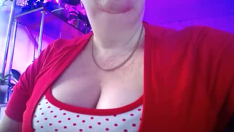 Snapshot of lady_gloria chatting on 03-06-26, 05:48 Lady Gloria online show from 03-06-26, 05:48