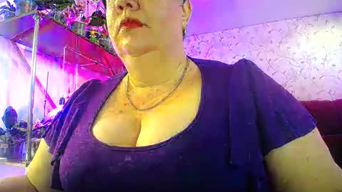 Lady Gloria online show from 05-07-26, 06:08