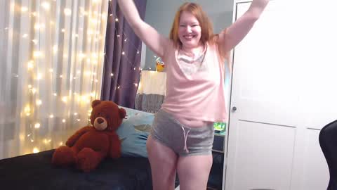 Angelika online show from 01-21-25, 03:43