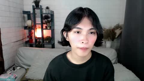   online show from 01-04-25, 12:49