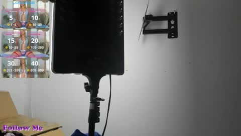 Snapshot of lady_miss___ chatting on 05-23-26, 12:09 lady_miss___ online show from 05-23-26, 12:09