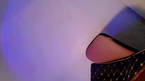 Snapshot of lady_of_pleasure28 chatting on 10-05-25, 01:42 Ella online show from 10-05-25, 01:42