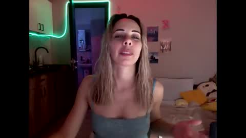 lady_smile69 online show from 09-17-25, 07:26