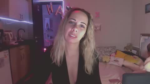 lady_smile69 online show from 10-02-25, 01:12