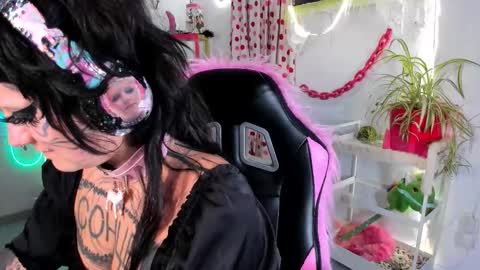 Snapshot of lady_sontse_ chatting on 02-08-26, 09:07 Mia online show from 02-08-26, 09:07