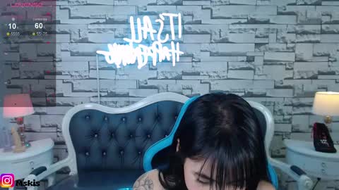 Lady Violet Bridgerton online show from 01-03-25, 01:05