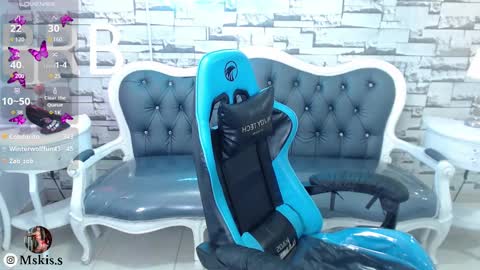 Lady Violet Bridgerton online show from 02-21-25, 01:11