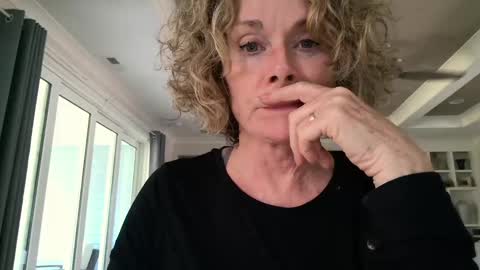 Ladybabs online show from 09-26-25, 06:23