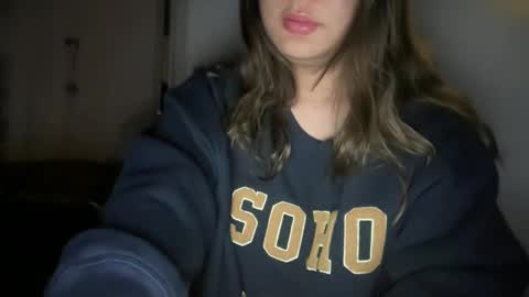 Aria online show from 03-04-25, 03:48