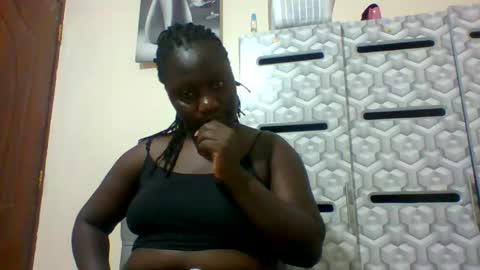 lindah32 online show from 01-30-25, 11:02