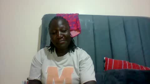 lindah32 online show from 02-17-25, 10:03