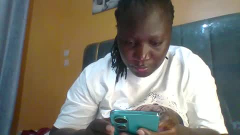 lindah32 online show from 03-22-26, 05:05