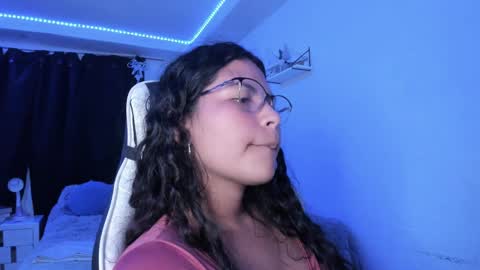  Lady  online show from 12-13-24, 07:25