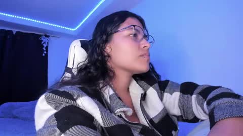  Lady  online show from 12-21-24, 02:19