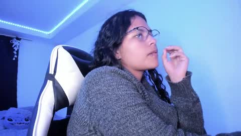  Lady  online show from 12-28-24, 04:51